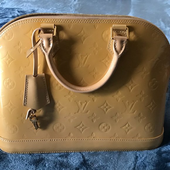 Louis Vuitton VERNIS Alma PM Rose Florentin Bag - Picture 6 of 16